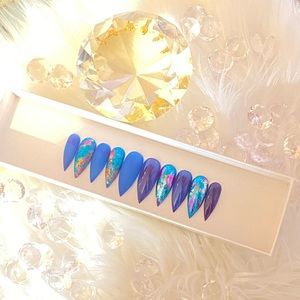 💅🏾 Change (Stiletto Press On Nails)